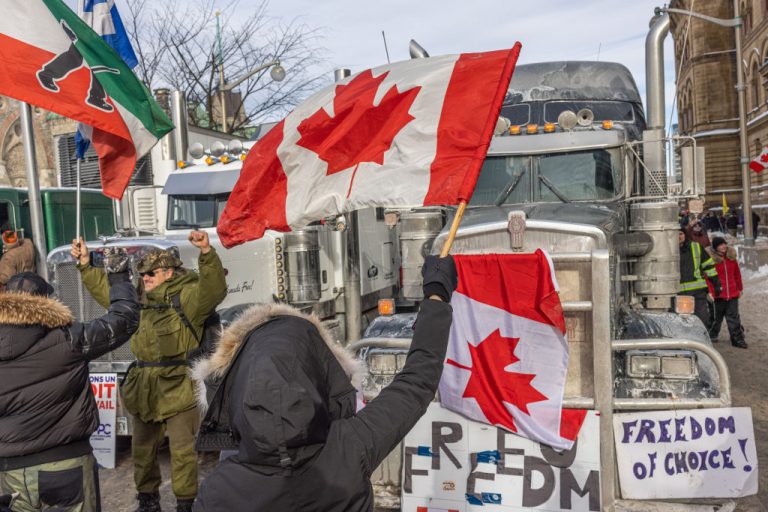 camioneros Canadá convoy de la libertad freedom