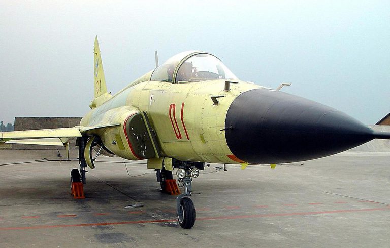 avion militar chino